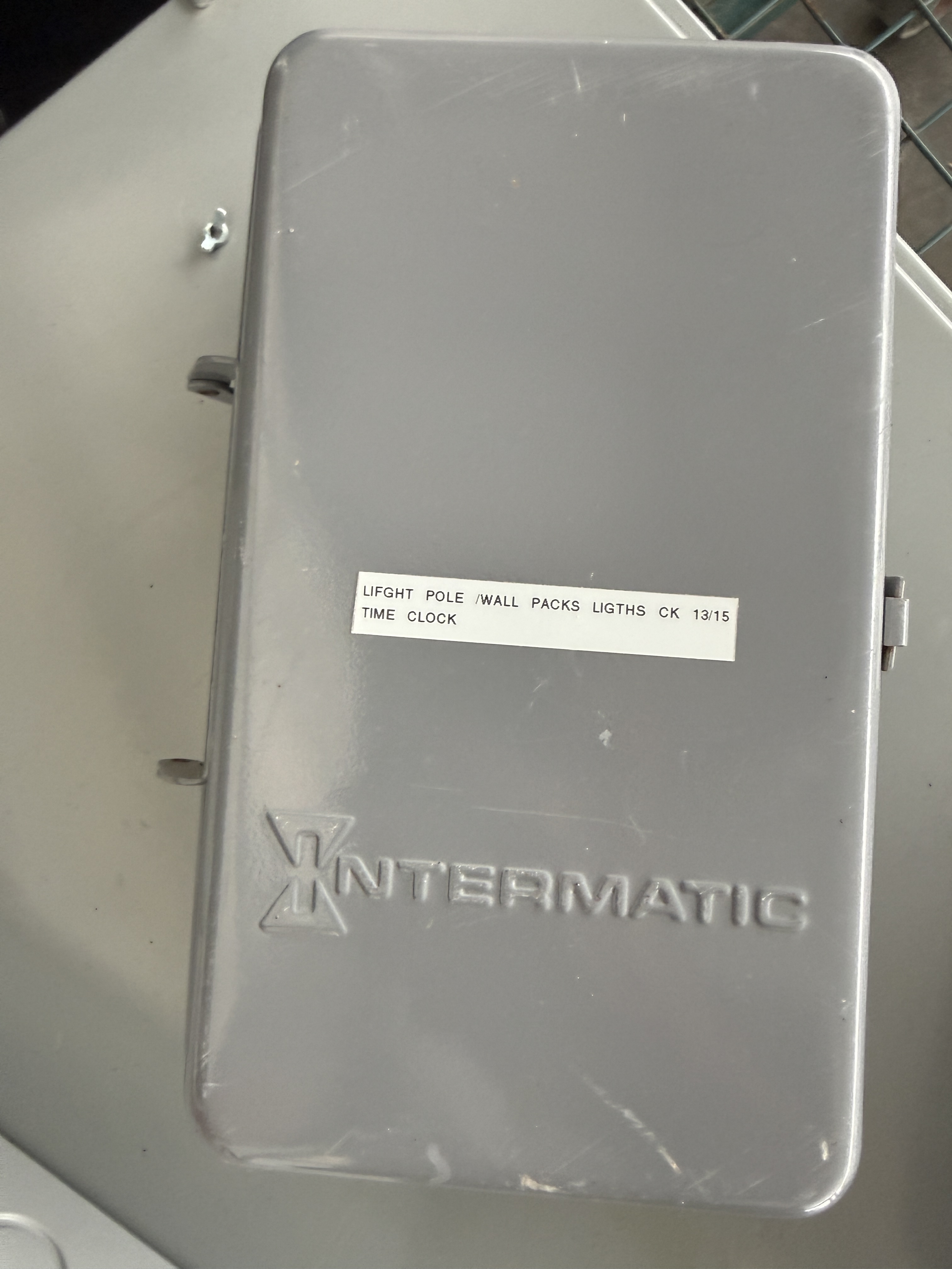 Intermatic T104R 24-Hour Mechanical Time Switch — 40A, 208-277V, NEMA 3R Enclosure