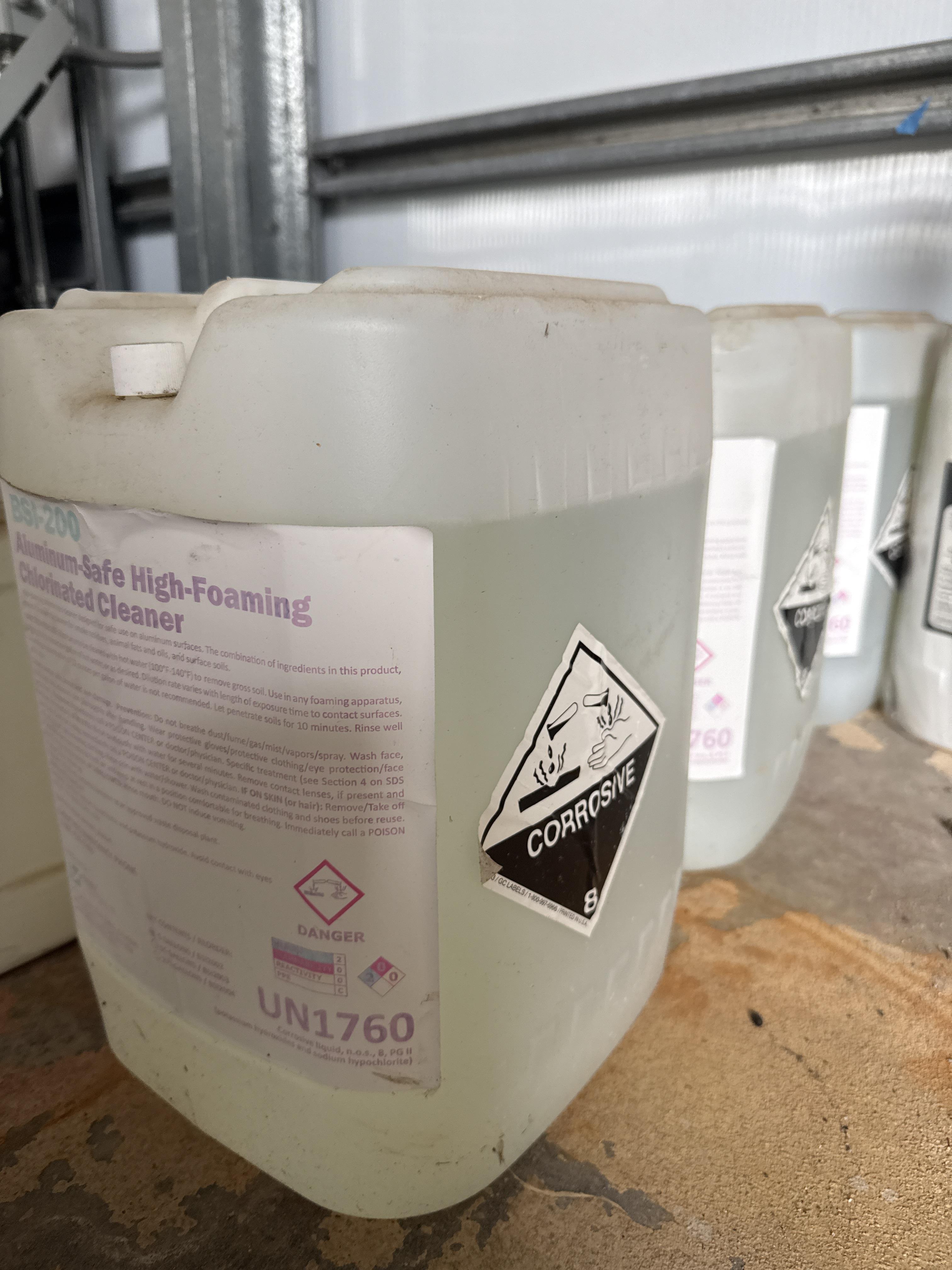 Sanitation & Crop Protection Lot, ZeroTol 2.0, BioFoamer, AzaGuard, HiPro Liquid, BSV 200 Cleaner, photo 2