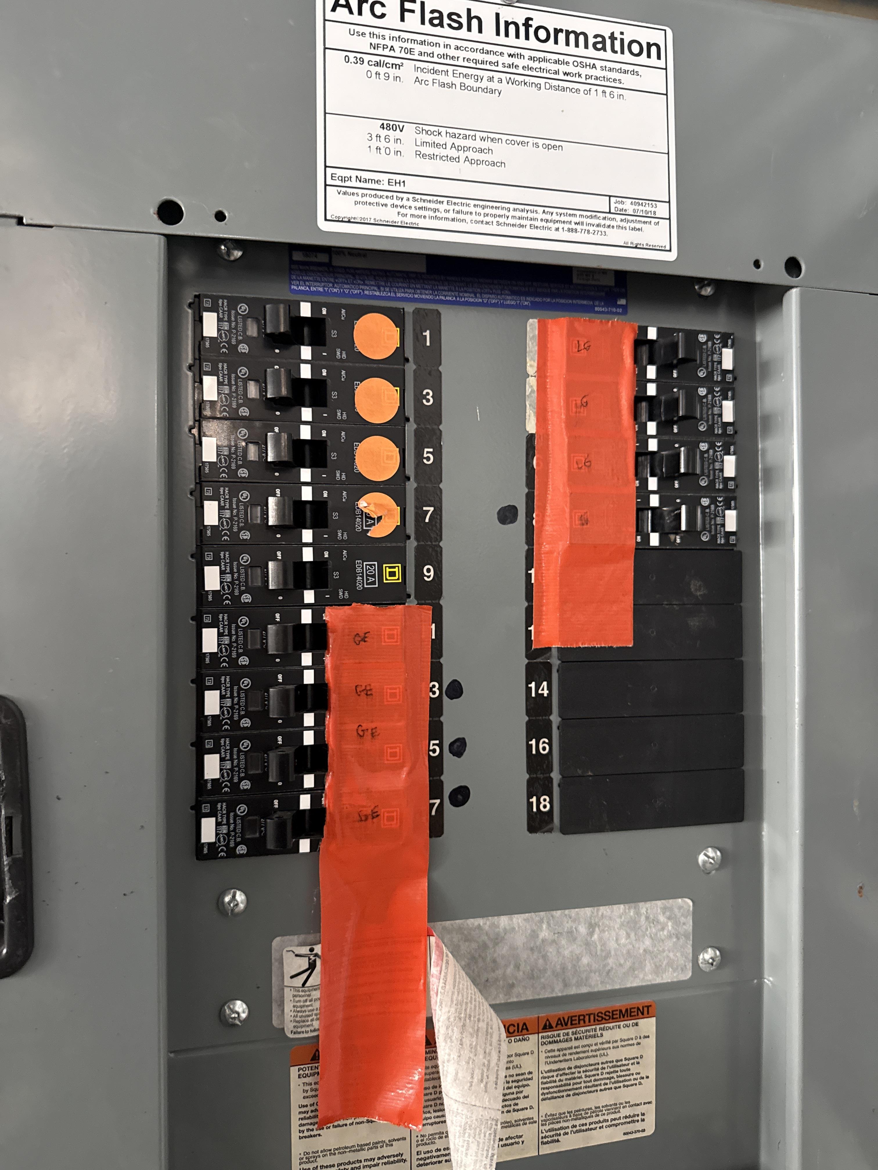Square D Electrical Panelboard – Commercial Distribution Panel w/ Breakers, photo 2