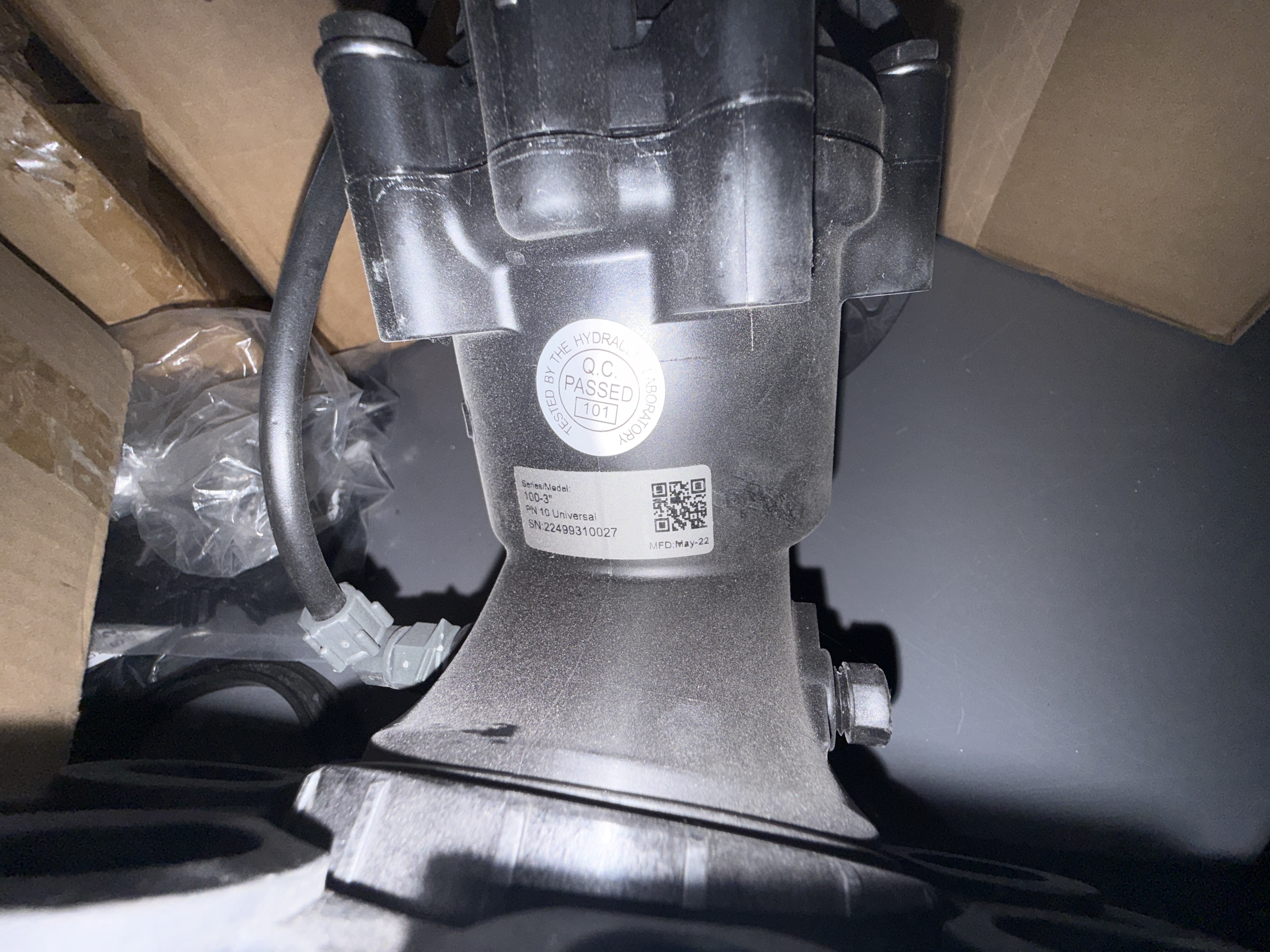 Bermad 100 Series 3" Hydraulic Control Valve w/ Solenoid — PN10 Flanged — New, photo 2
