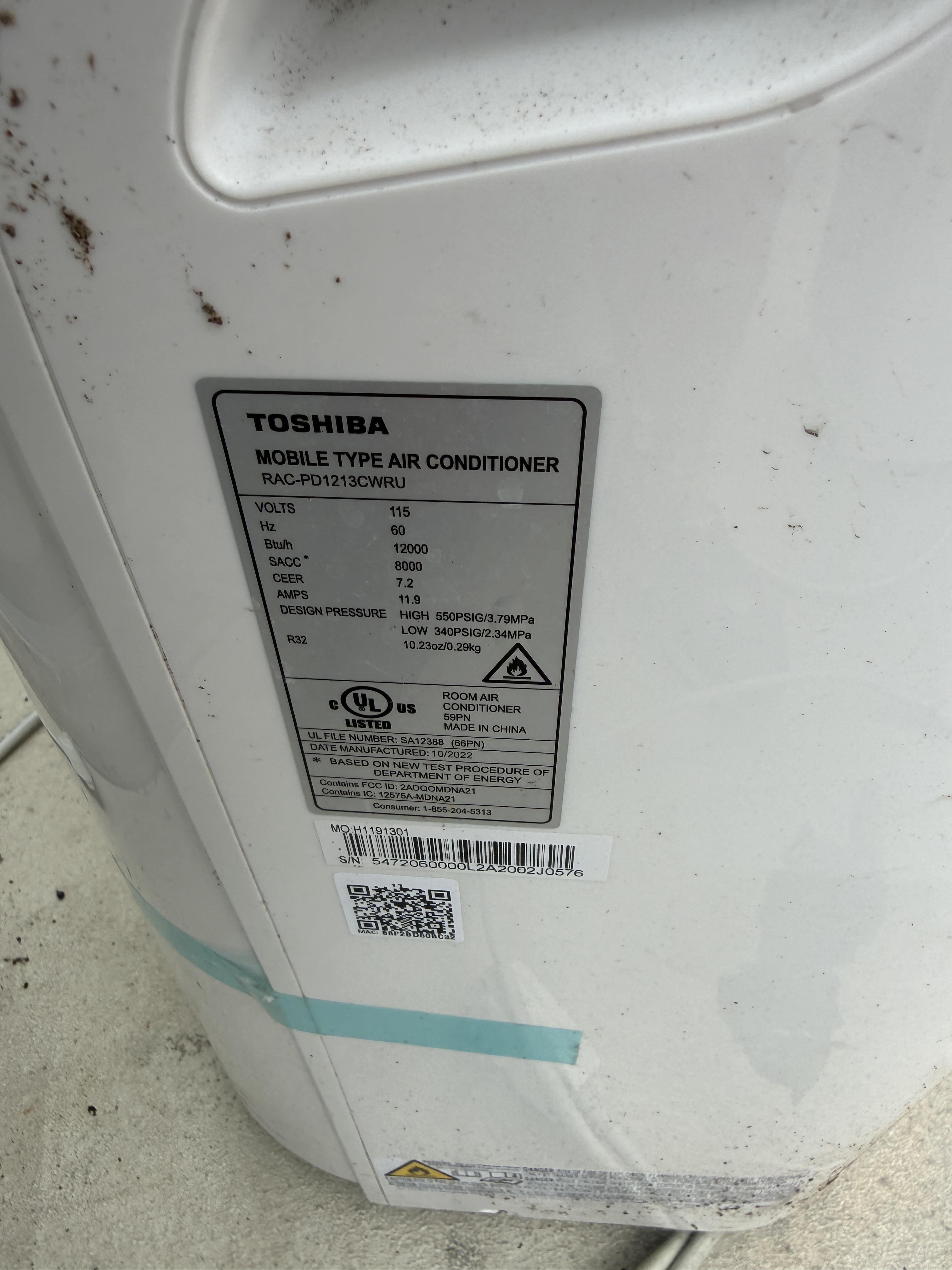 Toshiba 12,000 BTU Portable Air Conditioner w/ Exhaust Hose (Model RAC-PD1213CWU), photo 2