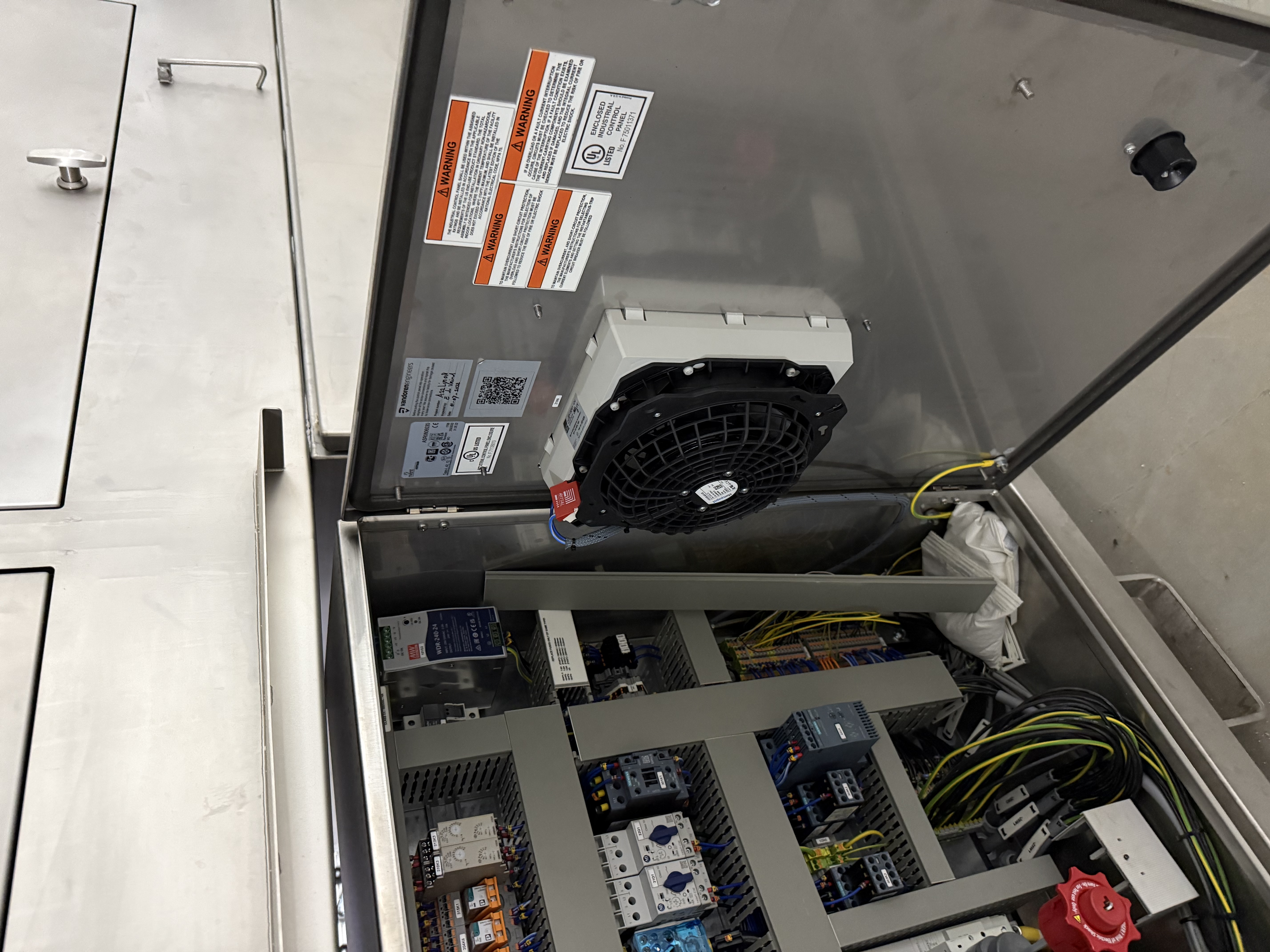 SB40: Limex Raft and Bin Washer, 2022 Model, 480 V 3-Phase, 2,750 kg Stainless System – Distributed by Agrinomix (Original Two-Unit Purchase: $397,159 – This Lot Includes One Unit), photo 5