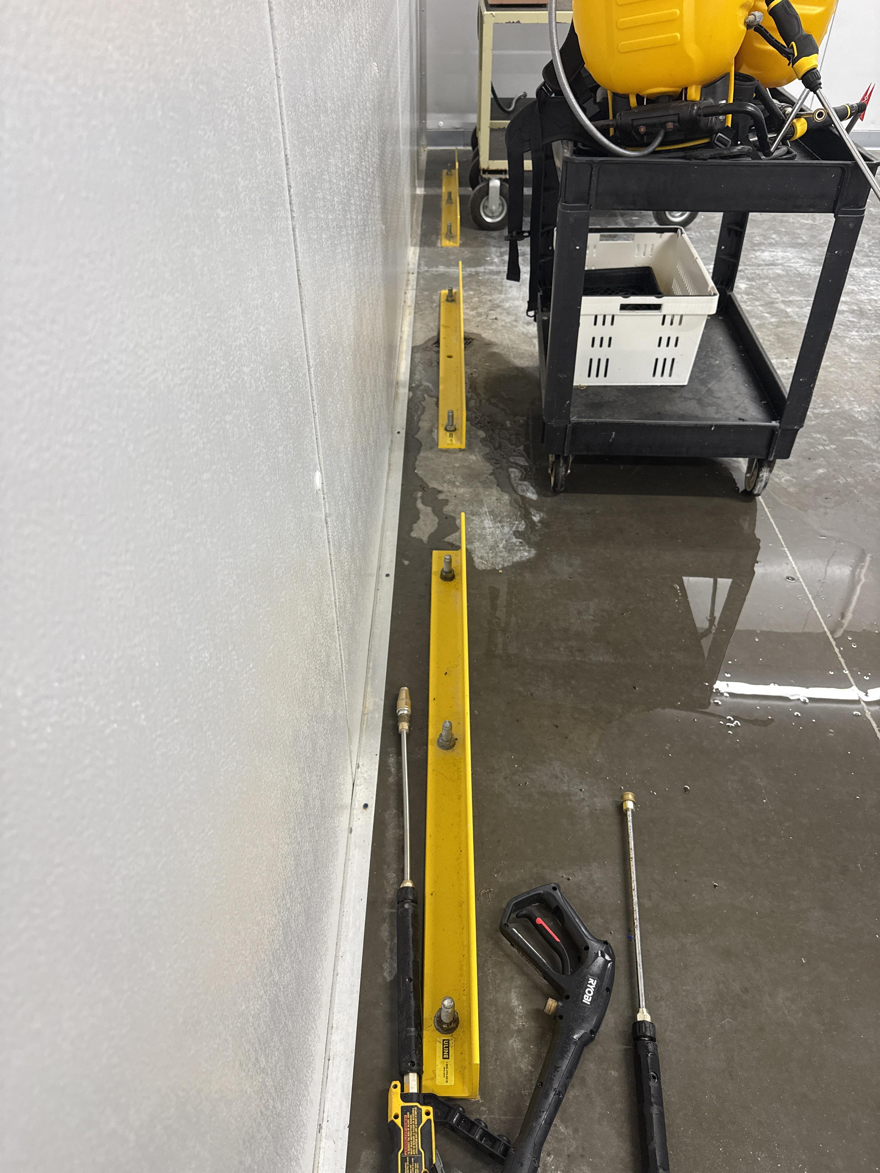 Yellow Steel Guard Rails and Bollards Safety Barrier Lot, photo 2